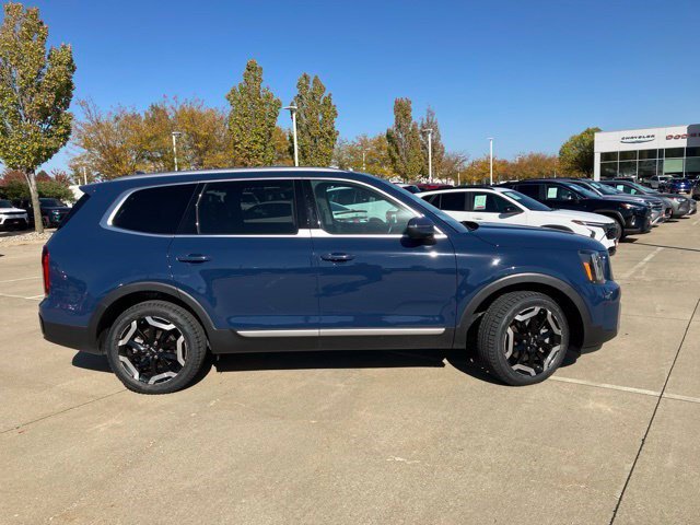 Used 2024 Kia Telluride S w/ S Sunroof Package AWD/4WD image 5