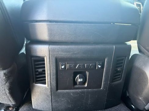 Used 2016 RAM 1500 Laramie w/ Convenience Group AWD/4WD image 11