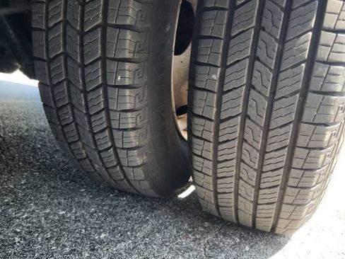 Used 2015 Ford E-350 and Econoline 350 Super Duty RWD image 35