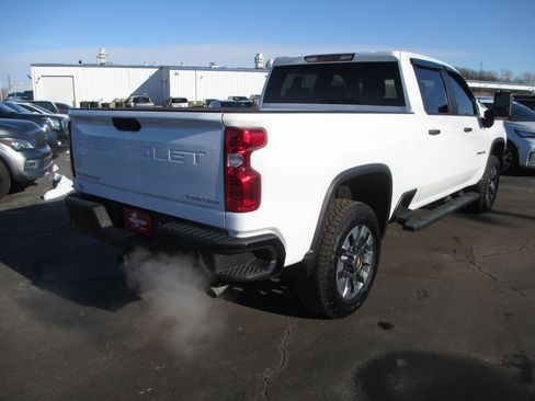 Certified 2025 Chevrolet Silverado 2500 Custom w/ Custom Convenience Package image 5