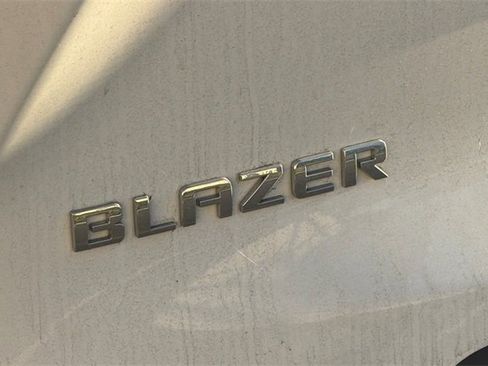 Used 2024 Chevrolet Blazer LT image 49