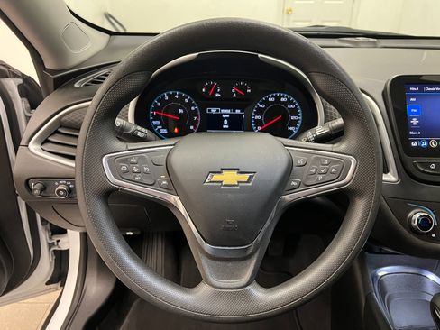 Used 2023 Chevrolet Malibu LT w/ Driver Confidence Package image 30