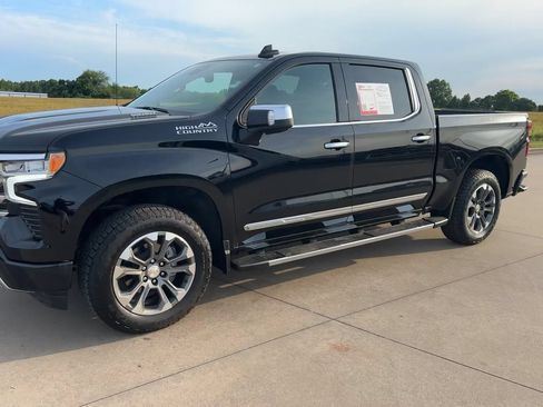 Used 2025 Chevrolet Silverado 1500 High Country AWD/4WD image 5