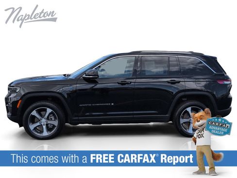 Used 2023 Jeep Grand Cherokee 4WD 4xe image 2