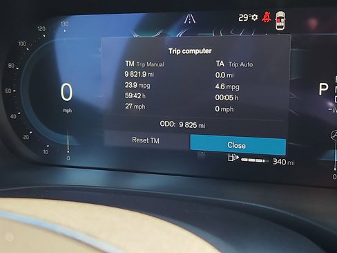 Certified 2024 Volvo XC60 B5 Ultimate w/ Protection Package Premier image 21