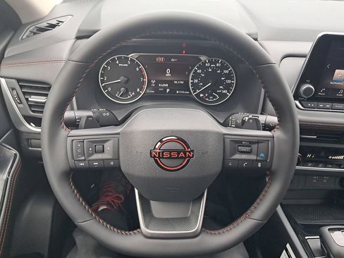 New 2026 Nissan Rogue SV AWD/4WD image 15