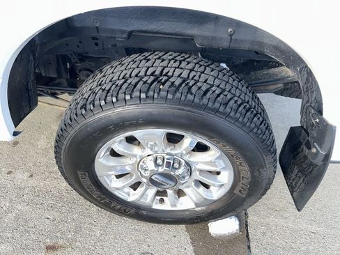 Used 2022 Ford F250 Limited image 26