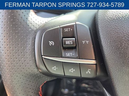 Used 2025 Ford Escape ST-Line Select AWD/4WD image 29