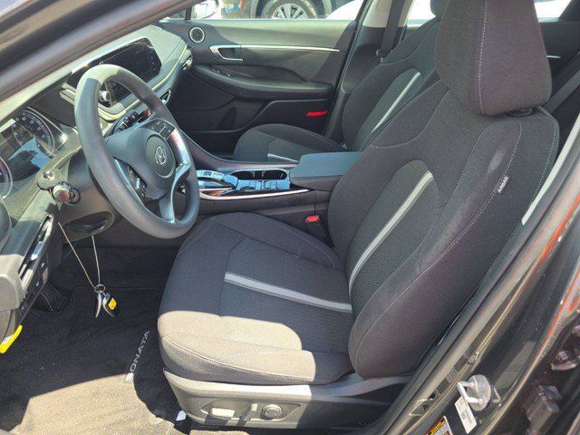 Used 2023 Hyundai Sonata SEL w/ Cargo Package FWD image 9