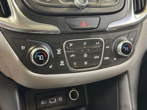 Used 2019 Chevrolet Equinox Premier image 41