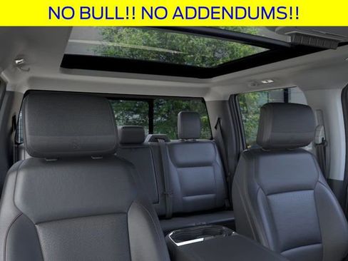 New 2026 Ford F250 Lariat w/ Black Appearance Package image 23