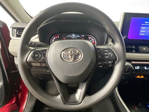 Used 2025 Toyota RAV4 XLE w/ Convenience Package FWD image 17