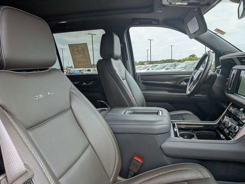 Certified 2024 GMC Yukon Denali w/ Max Trailering Package image 30