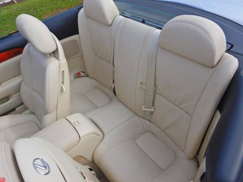 Used 2007 Lexus SC 430 Convertible image 21