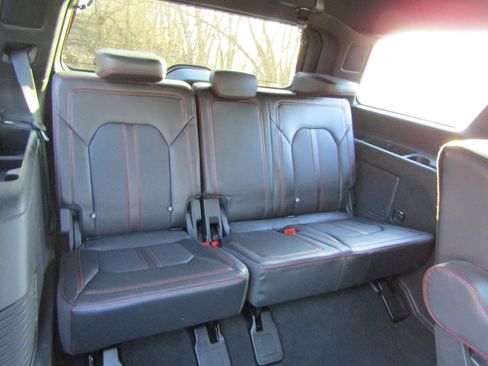 Certified 2023 Ford Expedition Limited image 23