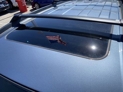 Used 2024 Toyota Corolla Cross XLE w/ Convenience Package image 10