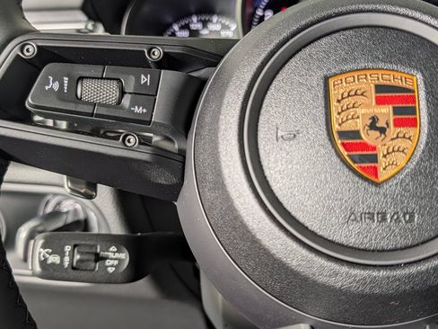 New 2026 Porsche Macan AWD/4WD image 36