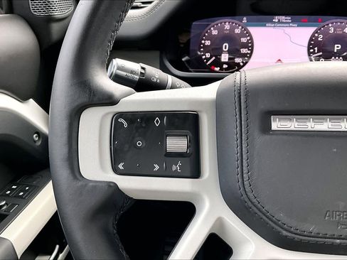 Used 2020 Land Rover Defender 110 HSE image 27