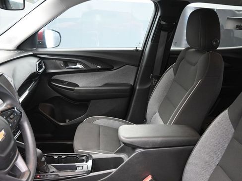 Used 2023 Chevrolet TrailBlazer LT image 22