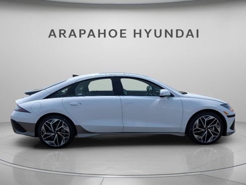 New 2025 Hyundai Ioniq 6 Limited image 6