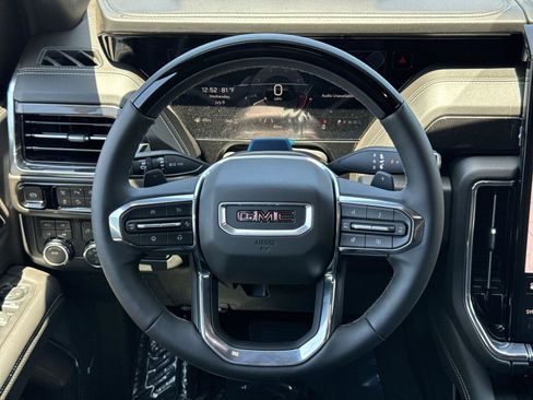 New 2026 GMC Yukon Elevation w/ Elevation Premium Package AWD/4WD image 8