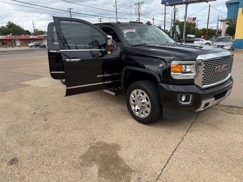 Used 2016 GMC Sierra 2500 Denali w/ Duramax Plus Package AWD/4WD image 49