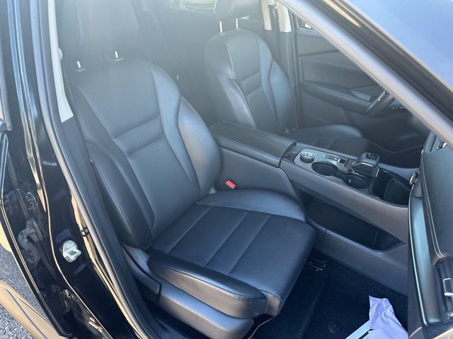 Used 2024 Nissan Rogue SV w/ SV Premium Package AWD/4WD image 11