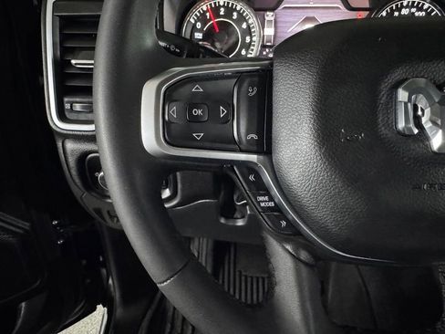 Used 2025 RAM 1500 Big Horn AWD/4WD image 40