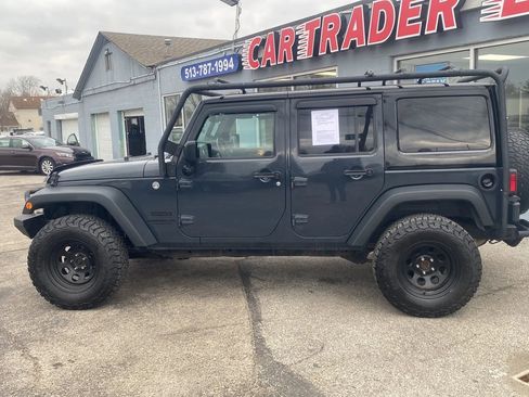 Used 2016 Jeep Wrangler Unlimited Sport w/ Quick Order Package 24S AWD/4WD image 5