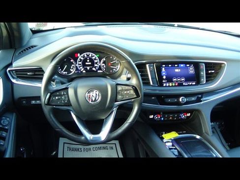 Used 2024 Buick Enclave Premium image 15