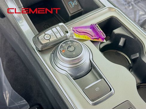 Certified 2022 Ford Edge Titanium image 24