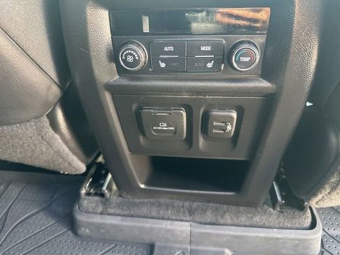 Used 2021 Chevrolet Traverse High Country AWD/4WD image 48