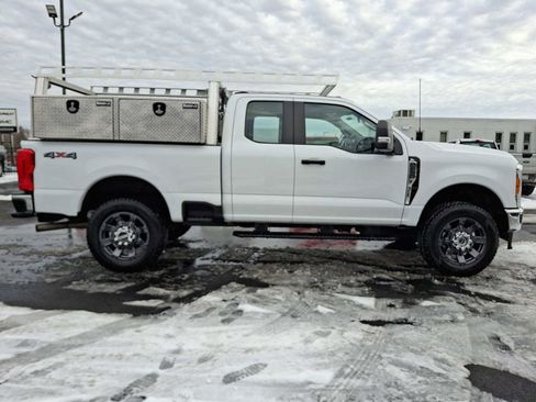 Used 2023 Ford F250 XL w/ Snow Plow Prep Package image 7