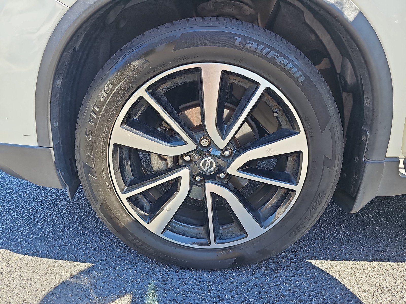 Used 2020 Nissan Rogue SL w/ Premium Package FWD image 36