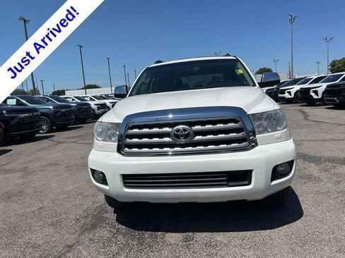 Used 2013 Toyota Sequoia Platinum AWD/4WD image 8