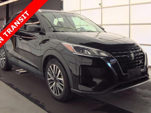 Used 2021 Nissan Kicks SV image 5