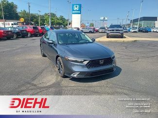 Used 2023 Honda Accord Touring video 1