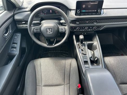 Used 2023 Honda Accord EX image 23