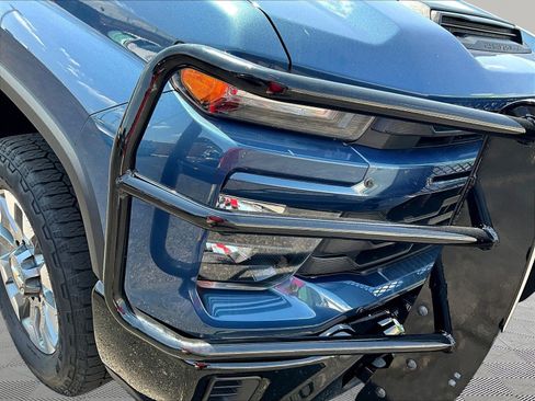 Used 2024 Chevrolet Silverado 2500 Custom w/ Custom Value Package AWD/4WD image 31