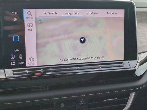 Used 2025 Volkswagen Atlas SEL Premium R-Line image 26