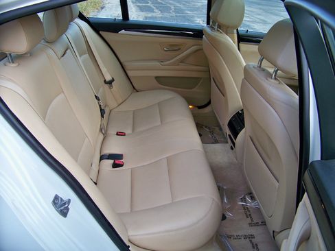 Used 2014 BMW 528i xDrive Sedan image 33