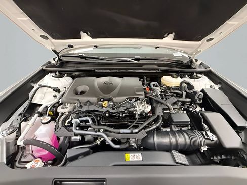 Used 2025 Toyota Camry LE FWD image 23