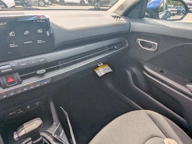 New 2026 Kia K4 FWD image 17