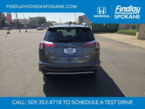 Used 2017 Toyota RAV4 Limited AWD/4WD image 4