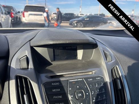Used 2015 Ford Transit Connect XLT image 7