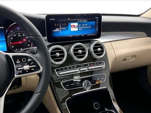 Used 2019 Mercedes-Benz C 300 Sedan image 6