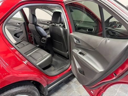 Used 2019 Chevrolet Equinox Premier FWD image 26