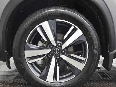 Used 2023 Nissan Rogue Platinum w/ Platinum Premium Package image 8