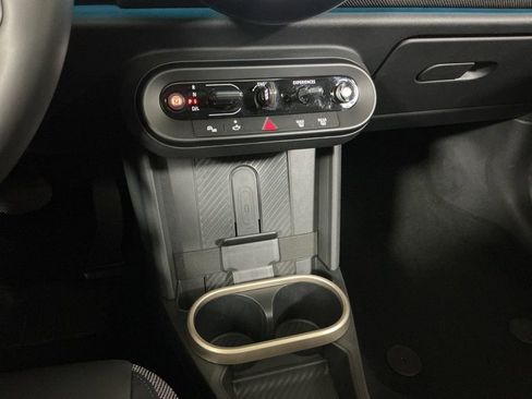 Certified 2025 MINI Cooper S image 13