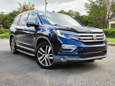 Used 2016 Honda Pilot Touring image 4